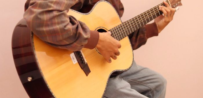 Hướng dẫn chọn mua và bảo quản đàn Guitar